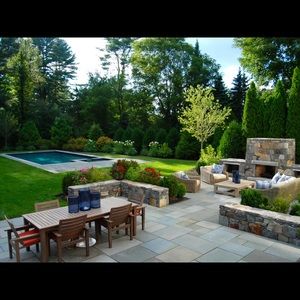 Meet your Posher, Nely